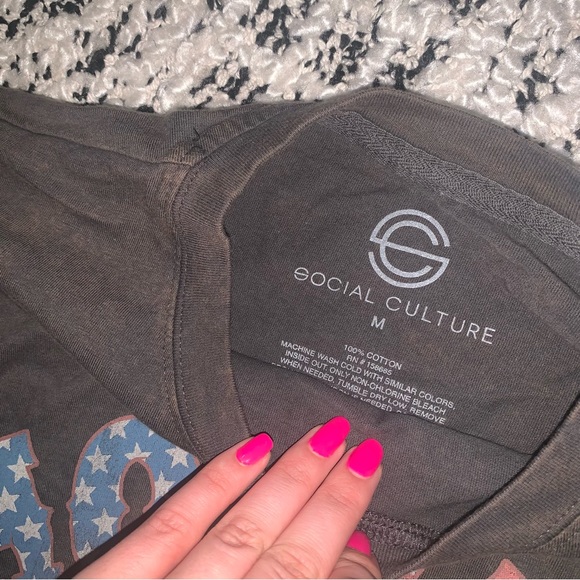 Buckle USA Howdy Short Sleeve Tee Size Medium Coastal Cowgirl Country Concert - Picture 3 of 5